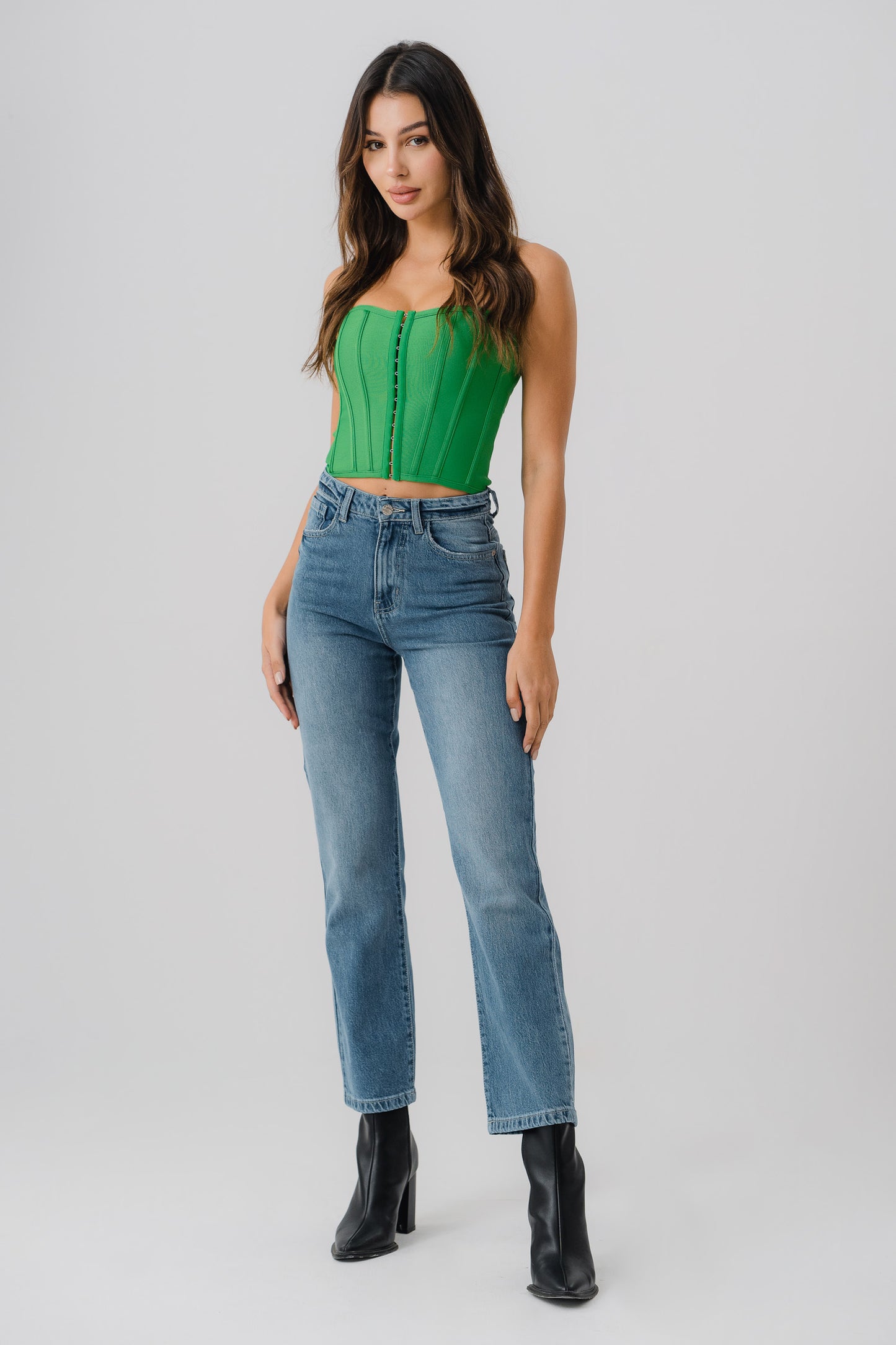 Basic Straight Fit Jeans