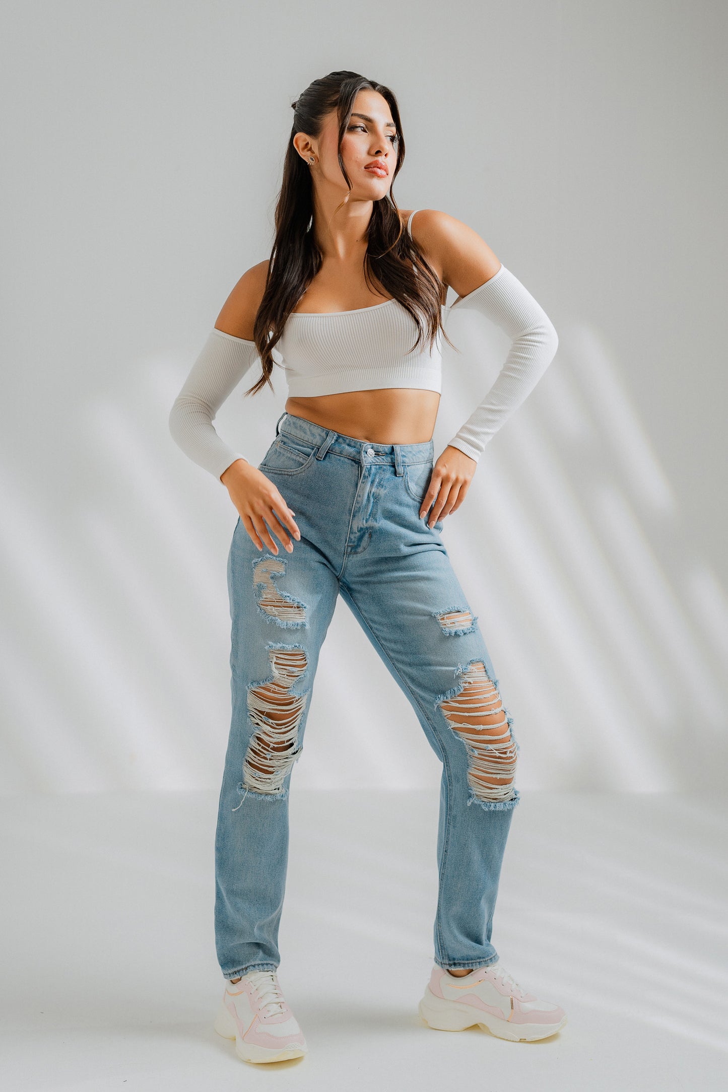 VICTORIA JEANS